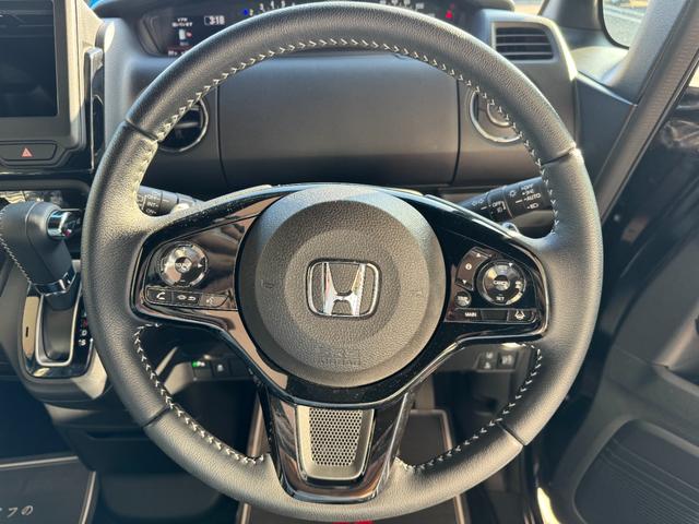 N-BOXカスタム Lターボ スタイル+ブラック 車検8年10月 両側電動スライドドア 衝突被害軽減ブレーキ コーナーセンサー スマートキー アイドリングストップ アダクティブクルーズコントロール LEDヘッドライト バックカメラ アルミホイール(14枚目)