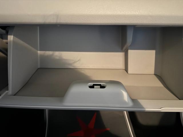 Ｎ－ＢＯＸ ベースグレード　届出済未使用車　片側電動スライドドア　衝突被害軽減ブレーキ　コーナーセンサー　アダクティブクルーズコントロール　アイドリングストップ　スマートキー　ＬＥＤヘッドライト　チップアップシート　バックカメラ（20枚目）