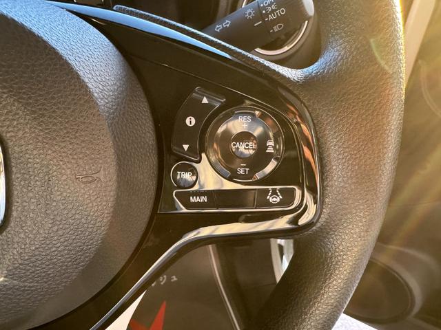 Ｎ－ＯＮＥ オリジナル　届出済未使用車　衝突被害軽減ブレーキ　コーナーセンサー　スマートキー　アダクティブクルーズコントロール　ＬＥＤヘッドライト　アイドリングストップ　バックカメラ　電動格納ドアミラー　パワーウインドウ（17枚目）