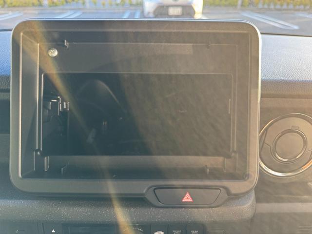 Ｎ－ＢＯＸカスタム ベースグレード　届出済未使用車　片側電動スライドドア　スマートキー　衝突被害軽減ブレーキ　アダプティブクルーズコントロール　アイドリングストップ　バックカメラ　シートヒーター　アルミホイール　ＬＥＤヘッドライト（19枚目）