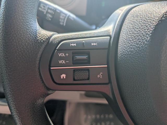 Ｎ－ＢＯＸ ファッションスタイル　片側電動スライドドア　衝突被害軽減ブレーキ　コーナーセンサー　アダクティブクルーズコントロール　アイドリングストップ　スマートキー　ＬＥＤヘッドライト　チップアップシート　バックカメラ　届出済未使用車（16枚目）