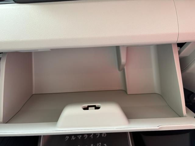 Ｎ－ＢＯＸ ベースグレード　届出済未使用車　両側電動スライドドア　衝突被害軽減ブレーキ　コーナーセンサー　アダクティブクルーズコントロール　アイドリングストップ　スマートキー　ＬＥＤヘッドライト　チップアップシート　バックカメラ（20枚目）