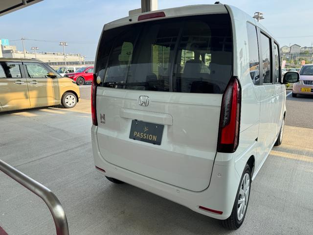 N-BOX ベースグレード 届出済未使用車 片側電動スライドドア 衝突被害軽減ブレーキ コーナーセンサー アダクティブクルーズコントロール アイドリングストップ スマートキー LEDヘッドライト チップアップシート バックカメラ(8枚目)