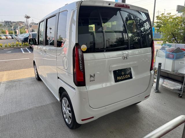 N-BOX ベースグレード 届出済未使用車 片側電動スライドドア 衝突被害軽減ブレーキ コーナーセンサー アダクティブクルーズコントロール アイドリングストップ スマートキー LEDヘッドライト チップアップシート バックカメラ(10枚目)