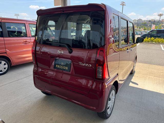 タント Ｌ　届出済未使用車　両側スライドドア　衝突被害軽減ブレーキ　コーナーセンサー　スマートキー　電動格納ドアミラー　ＬＥＤヘッドライト　バックカメラ　アイドリングストップ　ベンチシート　横滑り防止機能（8枚目）