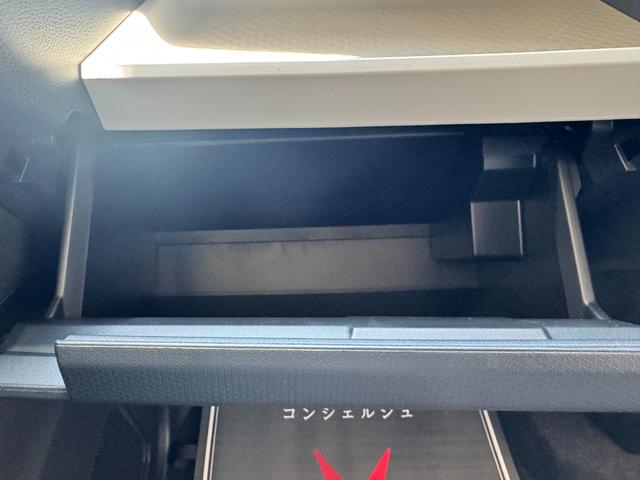 タント Ｌ　届出済未使用車　両側スライドドア　衝突被害軽減ブレーキ　コーナーセンサー　スマートキー　電動格納ドアミラー　ＬＥＤヘッドライト　バックカメラ　アイドリングストップ　ベンチシート　横滑り防止機能（20枚目）