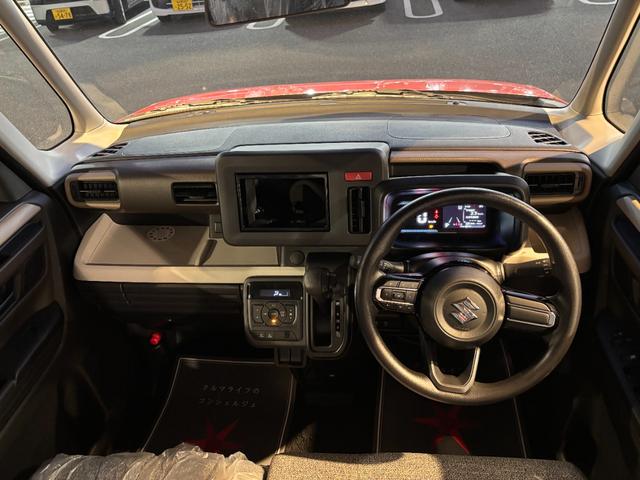 スペーシア ハイブリッドＧ　届出済未使用車　両側スライドドア　衝突被害軽減ブレーキ　コーナーセンサー　スマートキー　ＬＥＤヘッドライト　アイドリングストップ　横滑り防止機　電動格納ドアミラー　ベンチシート　レンタカーアップ（12枚目）