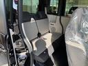 ベースグレード　片側電動スライドドア　衝突被害軽減ブレーキ　コーナーセンサー　アダクティブクルーズコントロール　アイドリングストップ　スマートキー　ＬＥＤヘッドライト　チップアップシート　バックカメラ　届出済未使用車（21枚目）