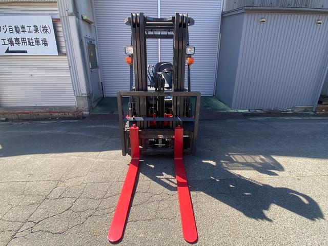 日本 　ニチユフォークリフト型式ＦＢ２５Ｐ－８０－３Ｆ４３０ＳＦ・燃料タイプバッテリー・荷重２．４ｔ・揚高	４．３ｍ・マストの種類３段フルフリー・サイドシフト（4枚目）