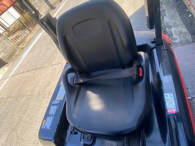 日本 　ニチユフォークリフト型式ＦＢ２５Ｐ－８０－３Ｆ４３０ＳＦ・燃料タイプバッテリー・荷重２．４ｔ・揚高	４．３ｍ・マストの種類３段フルフリー・サイドシフト（8枚目）
