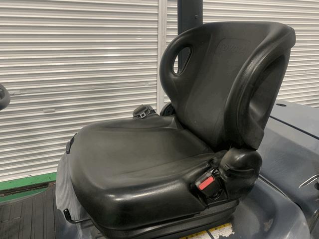トヨタ  フォークリフト型式02-8FD25・燃料タイプディーゼル(軽油)・荷重2.3t・揚高4.3m・マストの種類3段フルフリー・アタッチメント無し アワーメーター3,344h(9枚目)