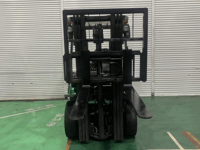 三菱 　フォークリフト・型式ＫＦＤＥ２５Ｐ－１・燃料タイプディーゼル（軽油）・最大荷重２ｔ・最大揚高４．３ｍ・マスト３段フルフリー・サイドシフト（5枚目）