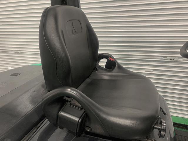 三菱 　フォークリフト・型式ＫＦＤＥ２５Ｐ－１・燃料タイプディーゼル（軽油）・最大荷重２ｔ・最大揚高４．３ｍ・マスト３段フルフリー・サイドシフト（12枚目）