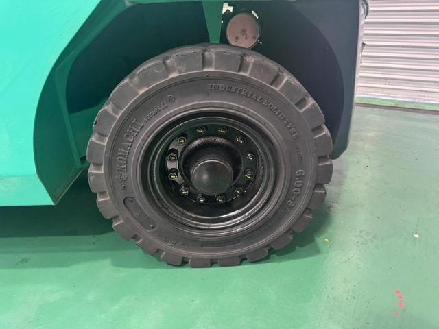 三菱  フォークリフト・型式KFDE25T・燃料タイプディーゼル(軽油)・荷重2.1t・揚高4.3M・マスト3段フルフリーサイドシフト5SS25DM 公道走行可 アワーメーター1466h(17枚目)