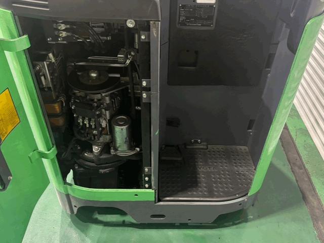 トヨタ 　フォークリフト・型式７ＦＢＲ１５・燃料タイプバッテリー・最大荷重１．５ｔ・最大揚高４．０ｍ・マストの種類２段・ＳＶ　公道走行可　アワーメーター１２１３６ｈ（8枚目）