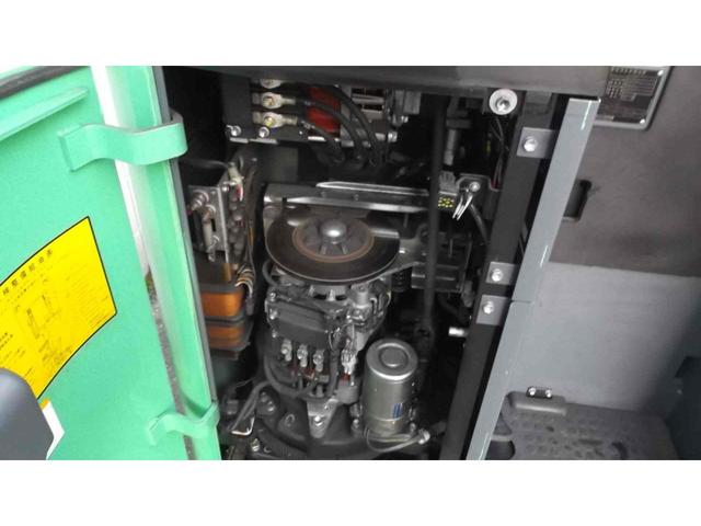 トヨタ  中古フォークリフト・7FBR15・燃料タイプバッテリー・バッテリーリーチ・最大荷重1.5t・最大揚高4.0m・2段マスト 公道走行可 アワーメーター14030h(12枚目)