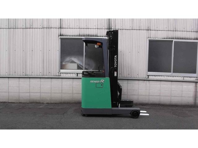 トヨタ  フォークリフト・型式7FBR15・燃料タイプバッテリー・最大荷重1.5t・最大揚高4.0m・マストの種類2段・VHPE-SV 公道走行可 8,793h(3枚目)