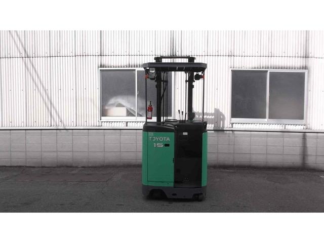 トヨタ  フォークリフト・型式7FBR15・燃料タイプバッテリー・最大荷重1.5t・最大揚高4.0m・マストの種類2段・VHPE-SV 公道走行可 8,793h(4枚目)