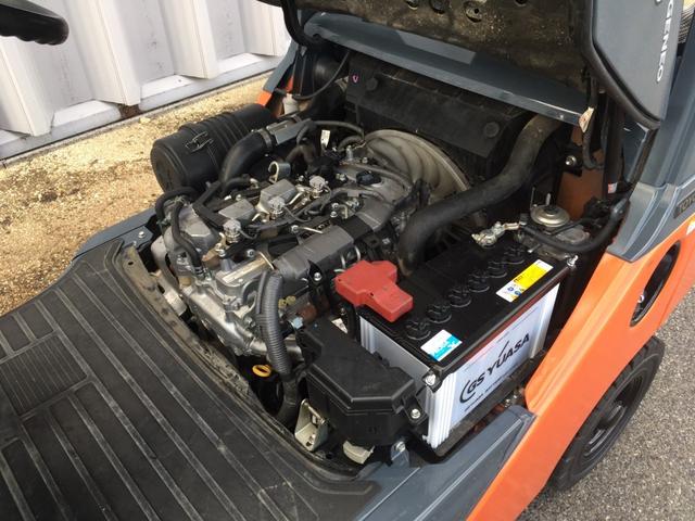 トヨタ  中古フォークリフト・02-8FD15・燃料タイプディーゼル(軽油)・エンジンカウンター・最大荷重1.5t・揚高3.0m・2段マスト 公道走行可 アワーメーター4921(13枚目)