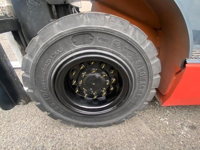 トヨタ  フォークリフト・型式02-8FD15・燃料タイプディーゼル(軽油)・荷重1.5t・揚高3.0M・マスト2段・アタッチメント無し(12枚目)