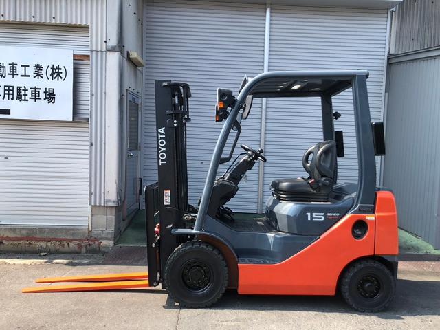 トヨタ 　フォークリフト・型式４２－８ＦＤＬ１５・燃料タイプディーゼル（軽油）・荷重１．５ｔ・揚高３．０Ｍ・マスト２段・アタッチメント無し　アワーメーター１，７０４ｈ（4枚目）