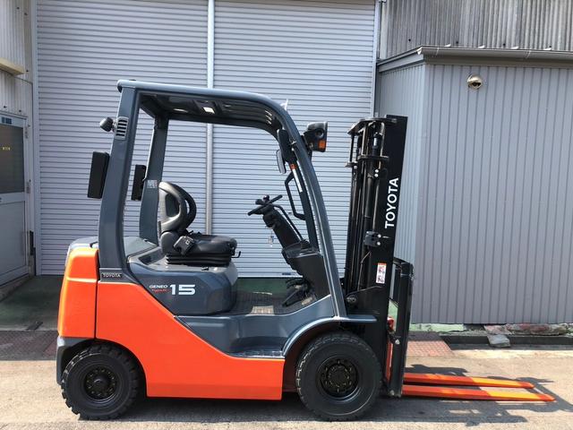 トヨタ 　フォークリフト・型式４２－８ＦＤＬ１５・燃料タイプディーゼル（軽油）・荷重１．５ｔ・揚高３．０Ｍ・マスト２段・アタッチメント無し　アワーメーター１，７０４ｈ（5枚目）