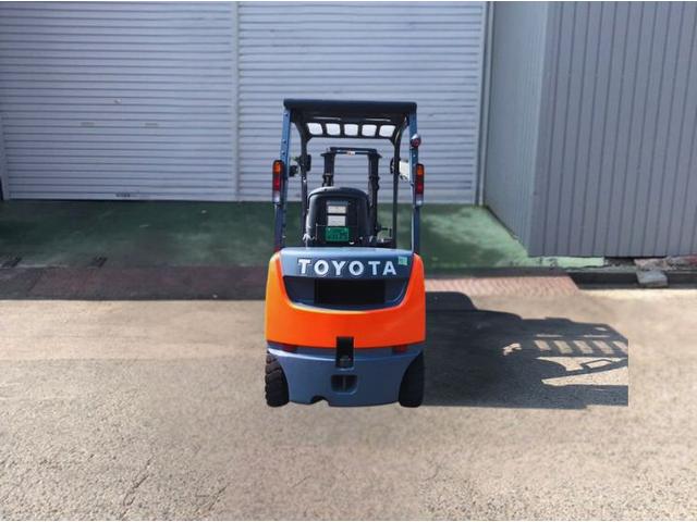トヨタ 　フォークリフト・型式４２－８ＦＤＬ１５・燃料タイプディーゼル（軽油）・荷重１．５ｔ・揚高３．０Ｍ・マスト２段・アタッチメント無し　アワーメーター１，７０４ｈ（7枚目）