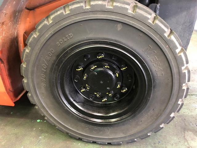 トヨタ 　フォークリフト・型式４２－８ＦＤＬ１５・燃料タイプディーゼル（軽油）・荷重１．５ｔ・揚高３．０Ｍ・マスト２段・アタッチメント無し　アワーメーター１，７０４ｈ（11枚目）