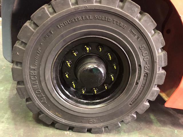 トヨタ 　フォークリフト・型式４２－８ＦＤＬ１５・燃料タイプディーゼル（軽油）・荷重１．５ｔ・揚高３．０Ｍ・マスト２段・アタッチメント無し　アワーメーター１，７０４ｈ（12枚目）
