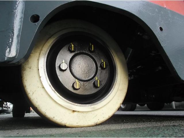 トヨタ  フォークリフト・型式7FBR15・燃料タイプバッテリー・最大荷重1.5t・最大揚高3.0m・マストの種類2段 公道走行可 アワーメーター10212h(9枚目)