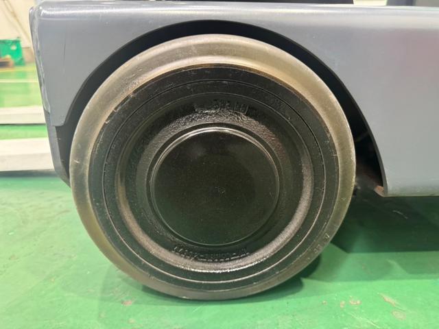 トヨタ 　フォークリフト・型式８ＦＢＲ１５・燃料タイプバッテリー・荷重１．５ｔ・揚高４．３Ｍ・マスト３段フルフリー・アタッチメント無し（7枚目）