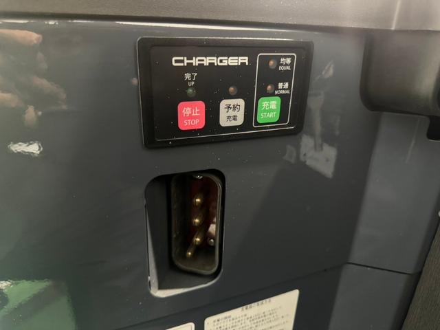トヨタ 　フォークリフト・型式８ＦＢＲ１５・燃料タイプバッテリー・荷重１．５ｔ・揚高４．３Ｍ・マスト３段フルフリー・アタッチメント無し（15枚目）