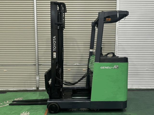 トヨタ  フォークリフト・型式7FBR18・燃料タイプバッテリー・荷重1.8t・揚高4.0M・マスト2段・アタッチメント無し 公道走行可 5,922h(2枚目)