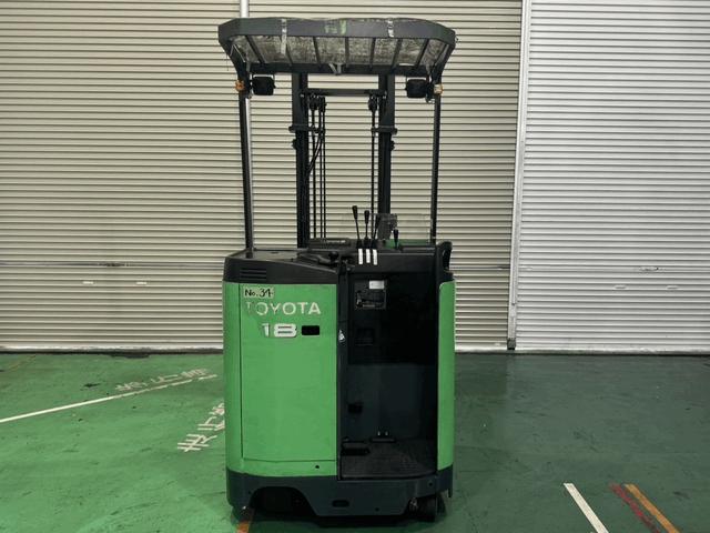 トヨタ  フォークリフト・型式7FBR18・燃料タイプバッテリー・荷重1.8t・揚高4.0M・マスト2段・アタッチメント無し 公道走行可 5,922h(5枚目)