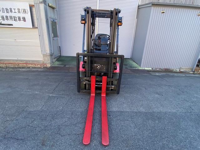 日本  ニチユフォークリフト・型式FB15PN-77-300AF・燃料タイプバッテリー・荷重1.43t・揚高3.0M・マスト2段・アタッチメントフォークシフター 公道走行可 6,168h(6枚目)