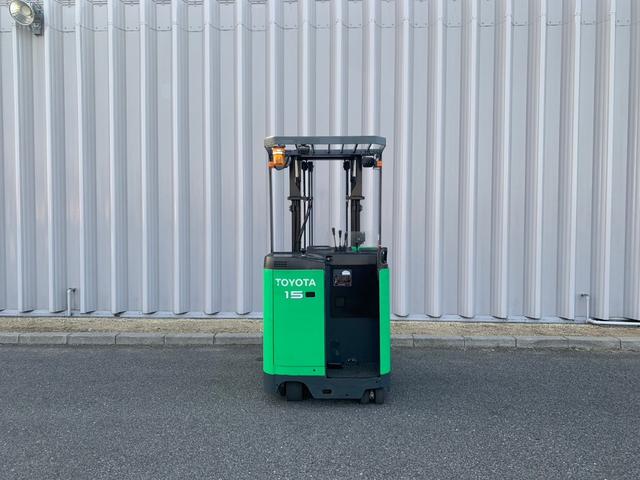 トヨタ  フォークリフト・型式7FBR15・燃料タイプバッテリー・最大荷重1.5t・最大揚高3.5m・マストの種類2段 公道走行可 5,236h(5枚目)