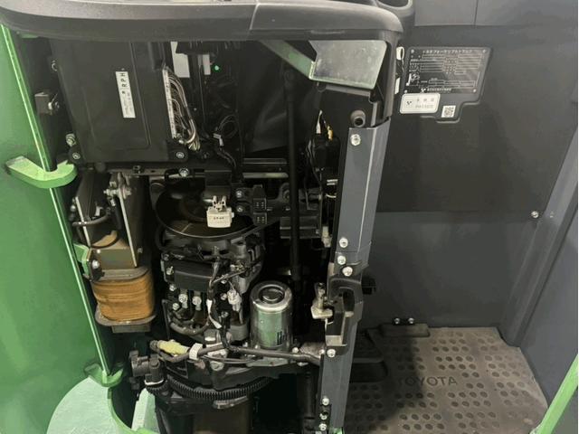 トヨタ 　フォークリフト・型式８ＦＢＲ１５・燃料タイプバッテリー・荷重１．４５ｔ・揚高３．０Ｍ・マスト２段・アタッチメントサイドシフト　公道走行可　アワーメーター６３５１ｈ（14枚目）