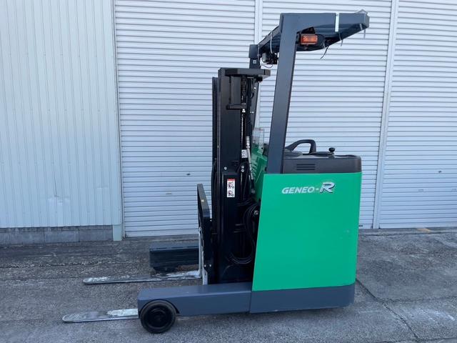 トヨタ 　フォークリフト・型式７ＦＢＲ１５・燃料タイプバッテリー・最大荷重１．５ｔ・最大揚高４．０ｍ・マストの種類３段フルフリー　公道走行可　アワーメーター１０７００ｈ（3枚目）