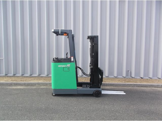 トヨタ  中古フォークリフト・7FBR15・燃料タイプバッテリー・バッテリーリーチ・最大荷重1.45t・最大揚高4.5m・3段フルフリー 公道走行可 アワーメーター9582h(4枚目)