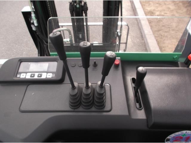 トヨタ  中古フォークリフト・7FBR15・燃料タイプバッテリー・バッテリーリーチ・最大荷重1.45t・最大揚高4.5m・3段フルフリー 公道走行可 アワーメーター9582h(8枚目)