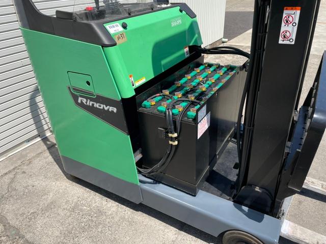 トヨタ  フォークリフトの型式8FBR15・燃料タイプバッテリー・荷重1.5t・揚高4.0m・マストの種類2段・アタッチメント名と型式なし 公道走行可 11,289h(13枚目)