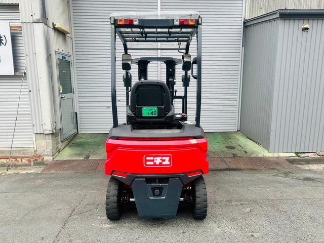 日本 ニチユフォークリフト・FB15P-80-3F430SF・燃料タイプバッテリー・バッテリーカウンター・最大荷重1.4t 最大揚高4.3m・3段フルフリー・サイドシフト 公道走行可(5枚目)