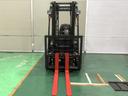 日本 　ニチユフォークリフト・型式ＦＢＴ１５Ｐ－８０－３００ＳＦ・燃料タイプバッテリー・最大荷重１．４ｔ・最大揚高３．０ｍ・マストの種類２段・サイドシフト（4枚目）