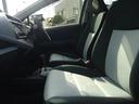 黒色の車内はクリーニング済みで良好です。