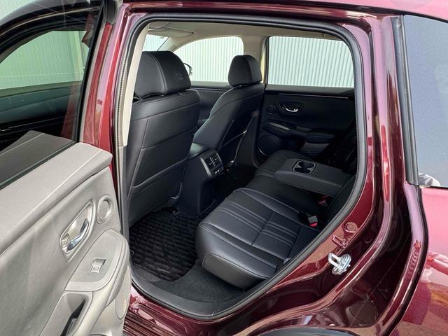 ＺＲ－Ｖ Ｚ弊社デモカー　クリアランスソナー　オートクルーズコントロール　レーンアシスト　パワーシート　衝突被害軽減システム　ナビ　ＴＶ　ＬＥＤヘッドランプ　電動リアゲート　アルミホイール　スマートキー　シートヒーター（8枚目）