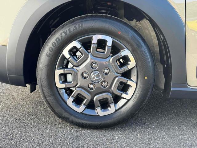 フリード クロスター フロントグリル フロントグリルエンブレム クリアランスソナー オートクルーズコントロール レーンアシスト 衝突被害軽減システム 両側電動スライドドア LEDヘッドランプ ヘッドライトウォッシャー(11枚目)