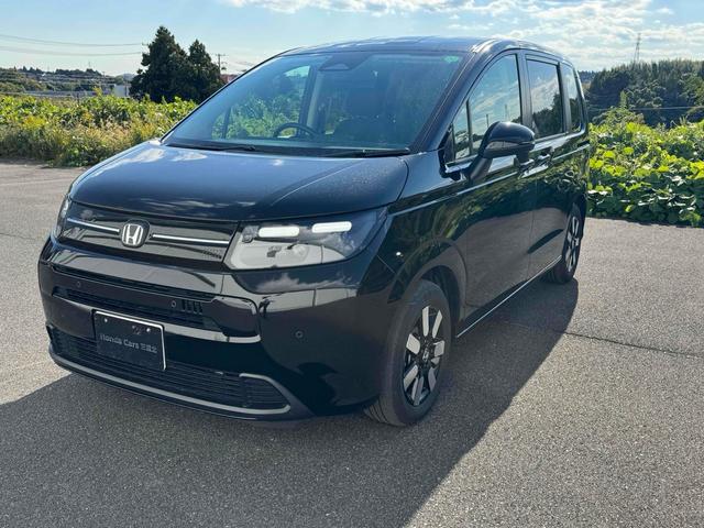 フリード エアー　ＥＸ　９インチ純正ナビ　ＥＴＣ　バックカメラ　ナビ　ＴＶ　クリアランスソナー　オートクルーズコントロール　レーンアシスト　衝突被害軽減システム　両側電動スライドドア　ＬＥＤヘッドランプ　スマートキー（2枚目）