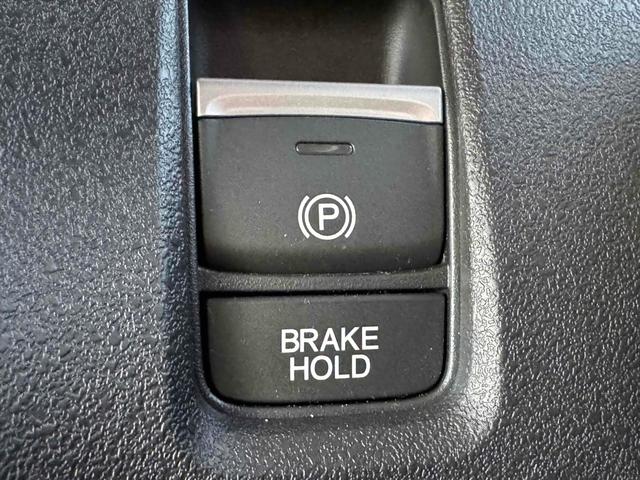 Ｎ－ＢＯＸカスタム ターボ　両側電動スライドドア　ナビ　ＴＶ　クリアランスソナー　オートクルーズコントロール　衝突被害軽減システム　ＬＥＤヘッドランプ　スマートキー　アイドリングストップ　シートヒーター　ベンチシート　ＣＶＴ（14枚目）