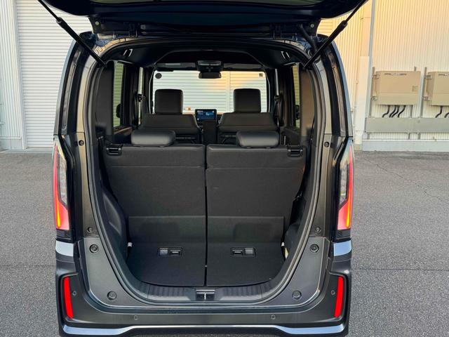 Ｎ－ＢＯＸカスタム ターボ　両側電動スライドドア　ナビ　ＴＶ　クリアランスソナー　オートクルーズコントロール　衝突被害軽減システム　ＬＥＤヘッドランプ　スマートキー　アイドリングストップ　シートヒーター　ベンチシート　ＣＶＴ（18枚目）