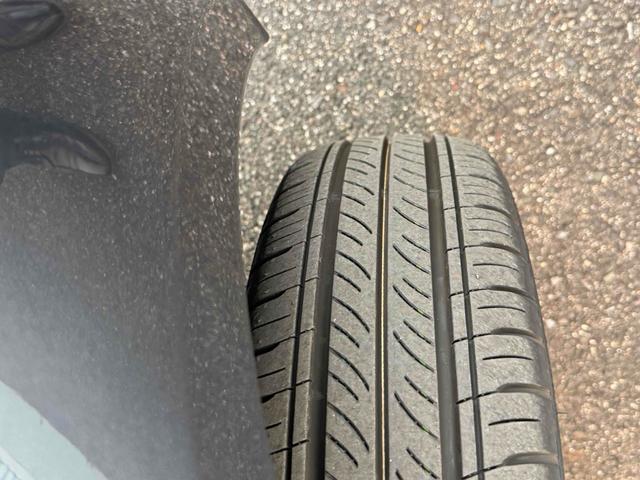 Ｎ－ＢＯＸカスタム ターボ　両側電動スライドドア　ナビ　ＴＶ　クリアランスソナー　オートクルーズコントロール　衝突被害軽減システム　ＬＥＤヘッドランプ　スマートキー　アイドリングストップ　シートヒーター　ベンチシート　ＣＶＴ（21枚目）